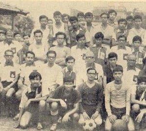 Our school football team. Find me here from way back when.