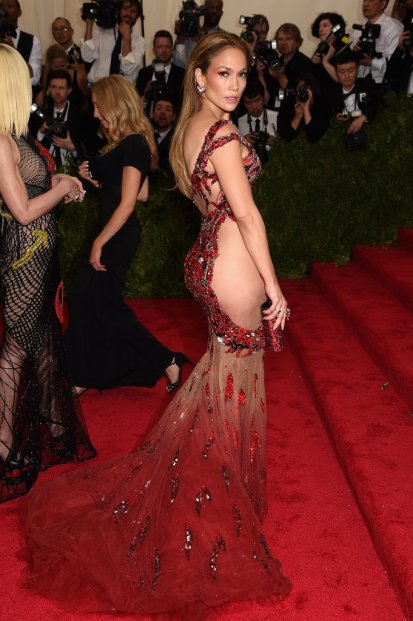 Jennifer-Lopez-Dress-Met-Gala-2015